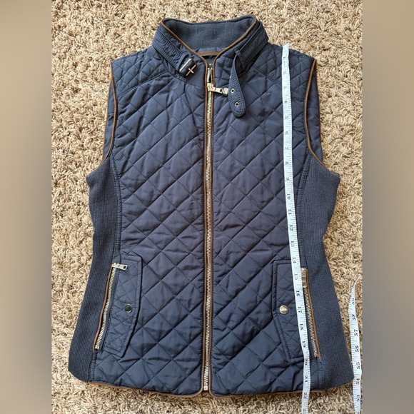 Zara Womens Quilted Vest Size Medium Navy Blue Full Zip Pockets Mock Buckle Neck - Picture 14 of 14